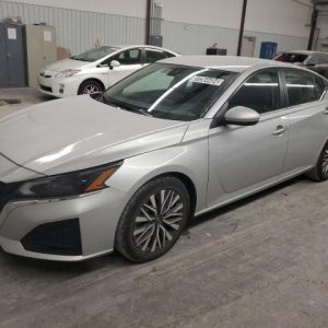 2023 NISSAN ALTIMA SV